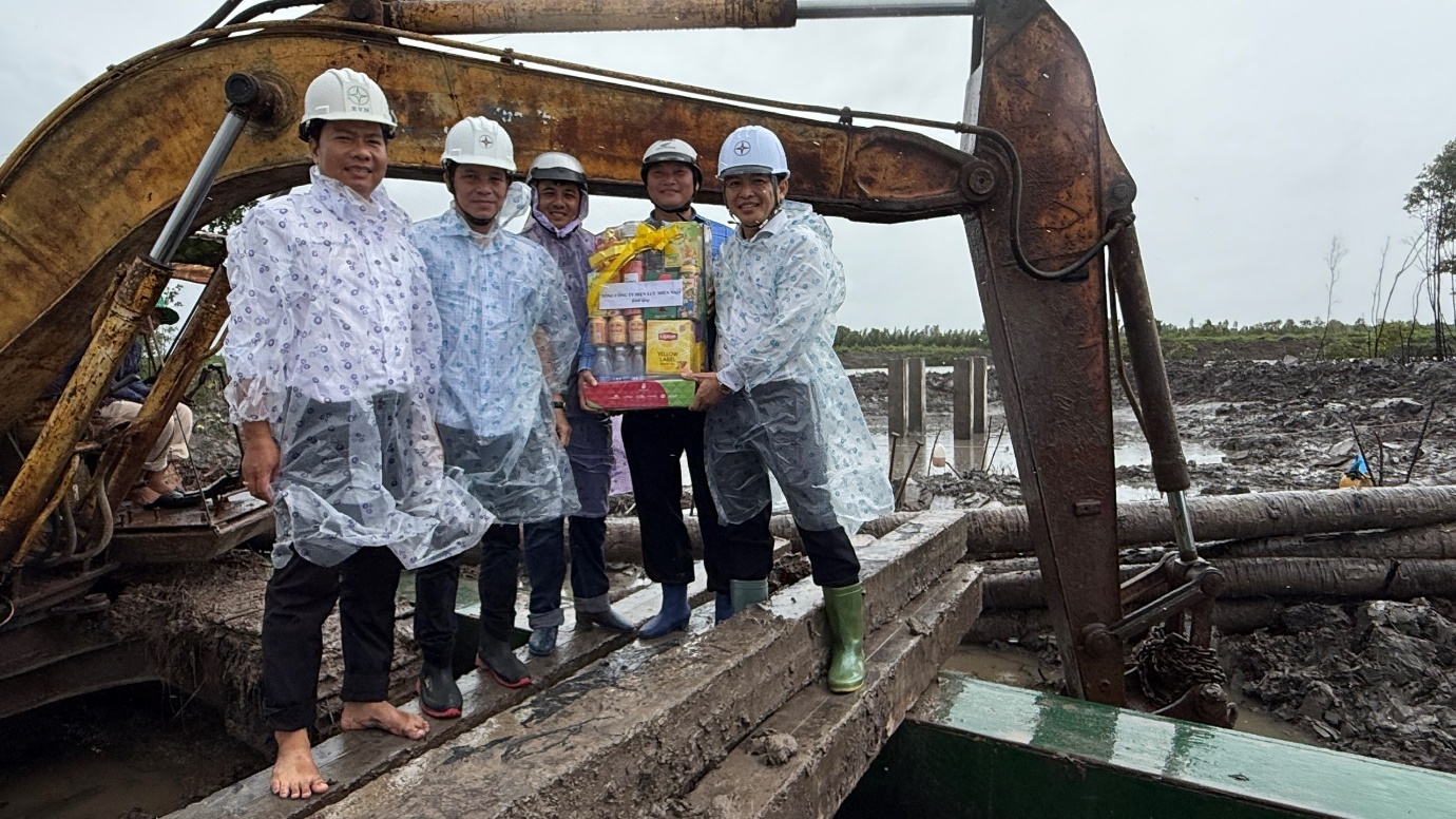 EVNSPC và những con số ấn tượng trong 9 tháng năm 2025 - Ảnh 6.