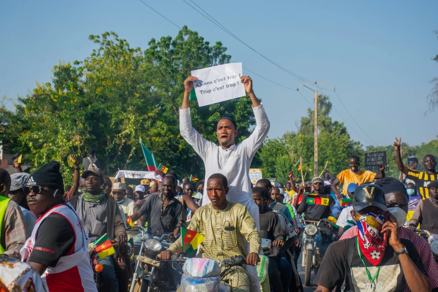 Tổng thống Paul Biya tái đắc cử - Ảnh 1.