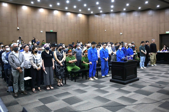 Vụ án đánh bạc hơn 106 triệu USD: Mánh khóe phạm pháp - Ảnh 1. Vụ án đánh bạc hơn 106 triệu USD: Mánh khóe phạm pháp - Ảnh 1.