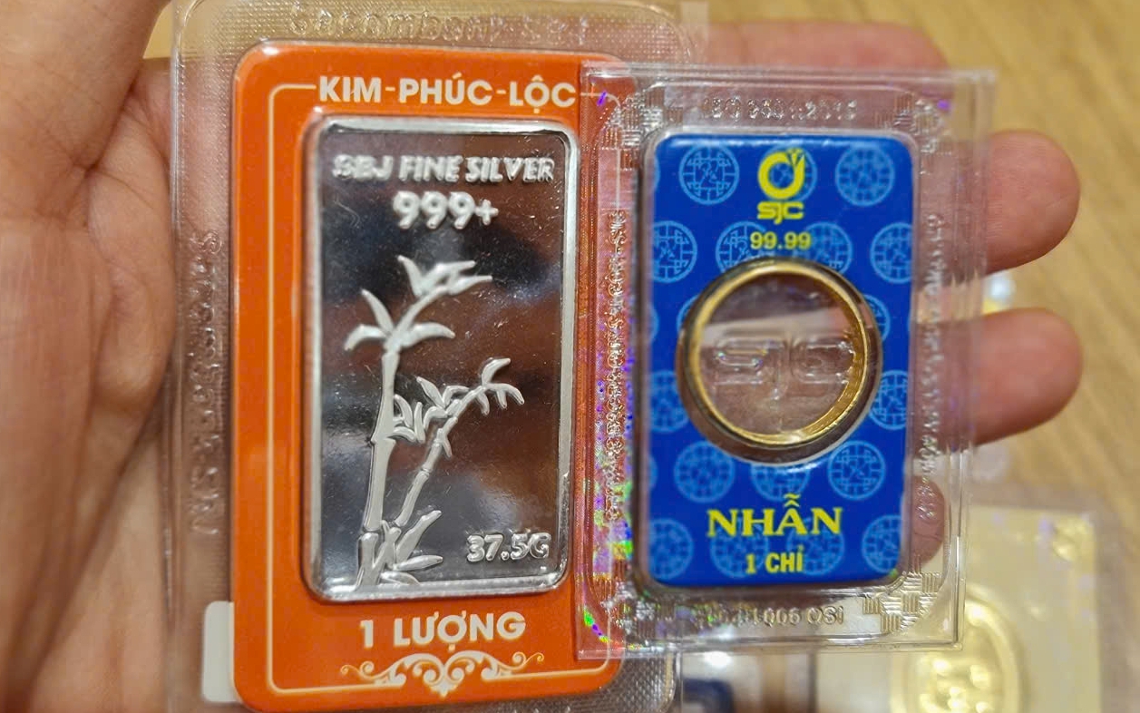 Giá bạc hôm nay 29 - 10: Tăng mạnh theo đà thế giới , liệu có tiếp tục phục hồi? - Ảnh 1.