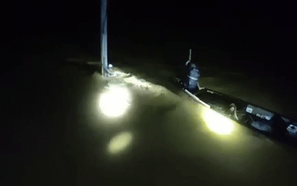 Lũ Đà Nẵng vượt bđ 3: Thiệt hại nặng nề và mất điện diện rộng - Ảnh 10.