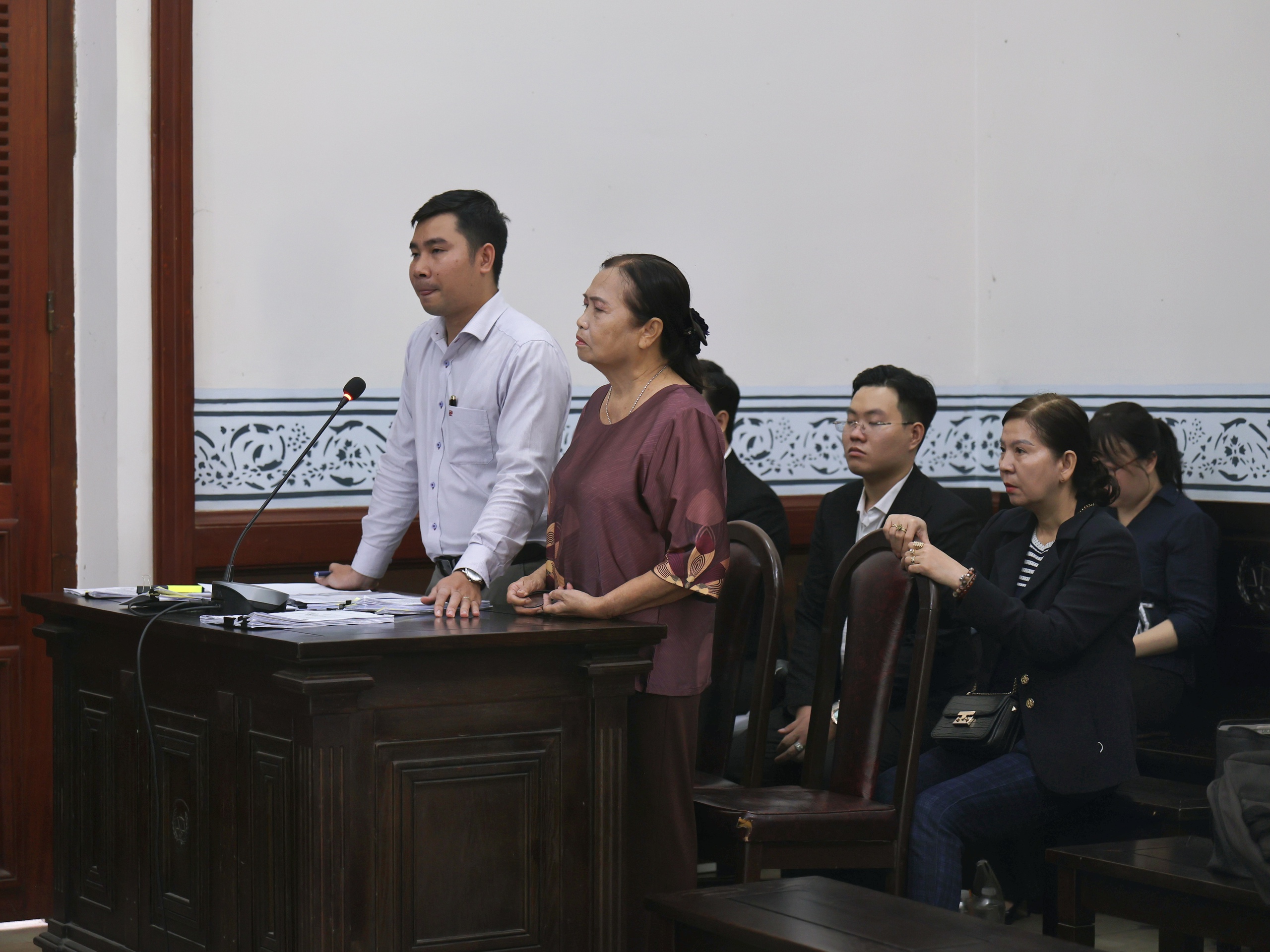 Mẹ kế của cố diễn viên, người mẫu Đức Tiến bất ngờ cho lời khai tại toà - Ảnh 3.