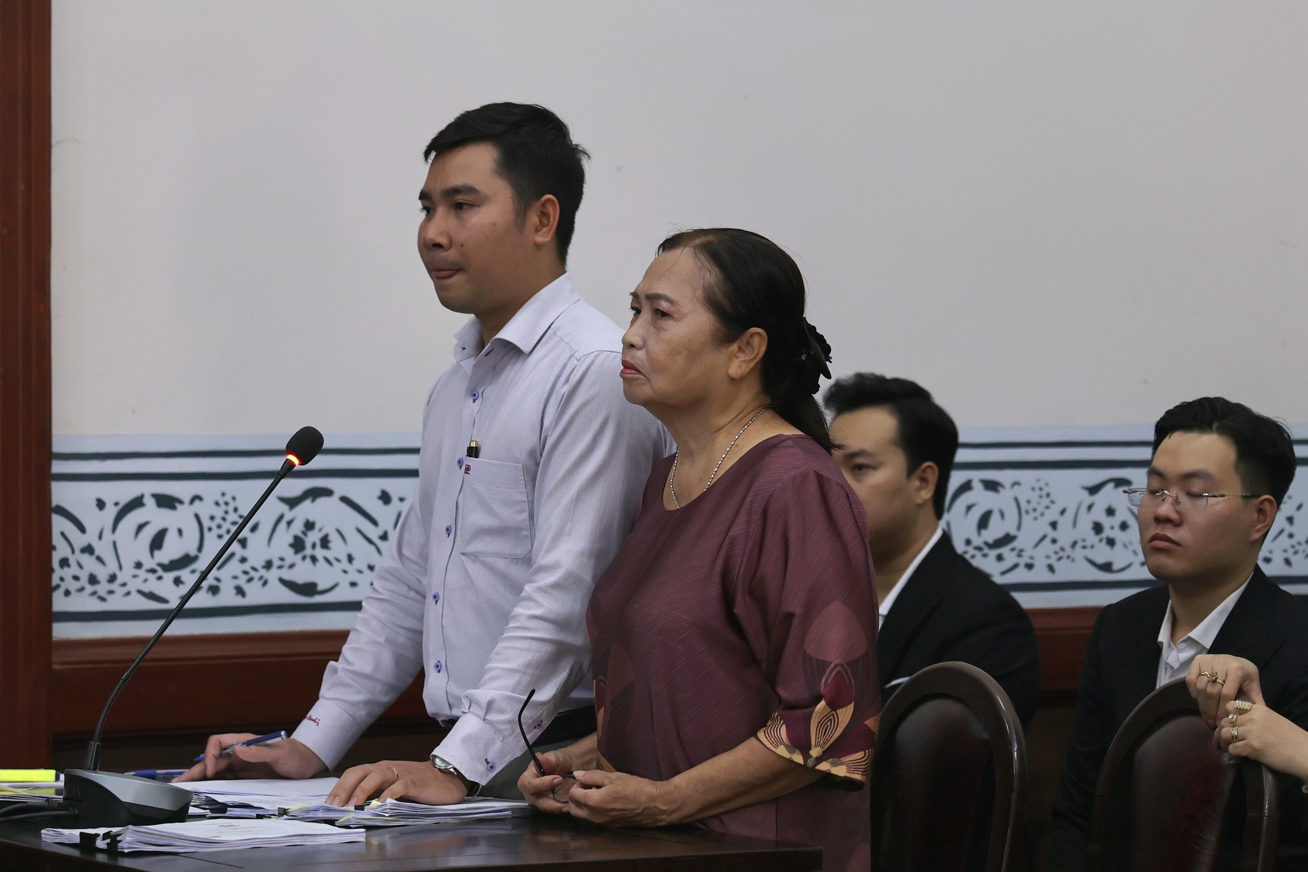 Toàn cảnh vụ tranh chấp tài sản có "di chúc Mỹ” của Đức Tiến - Ảnh 2.