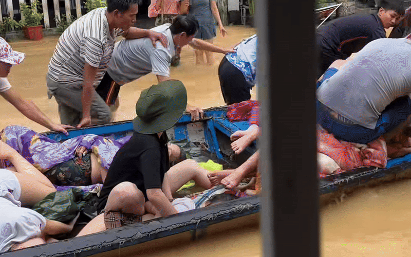 Những lưu ý an toàn khi sử dụng máy phát điện mùa mưa lũ - Ảnh 1. Những lưu ý an toàn khi sử dụng máy phát điện mùa mưa lũ - Ảnh 1.