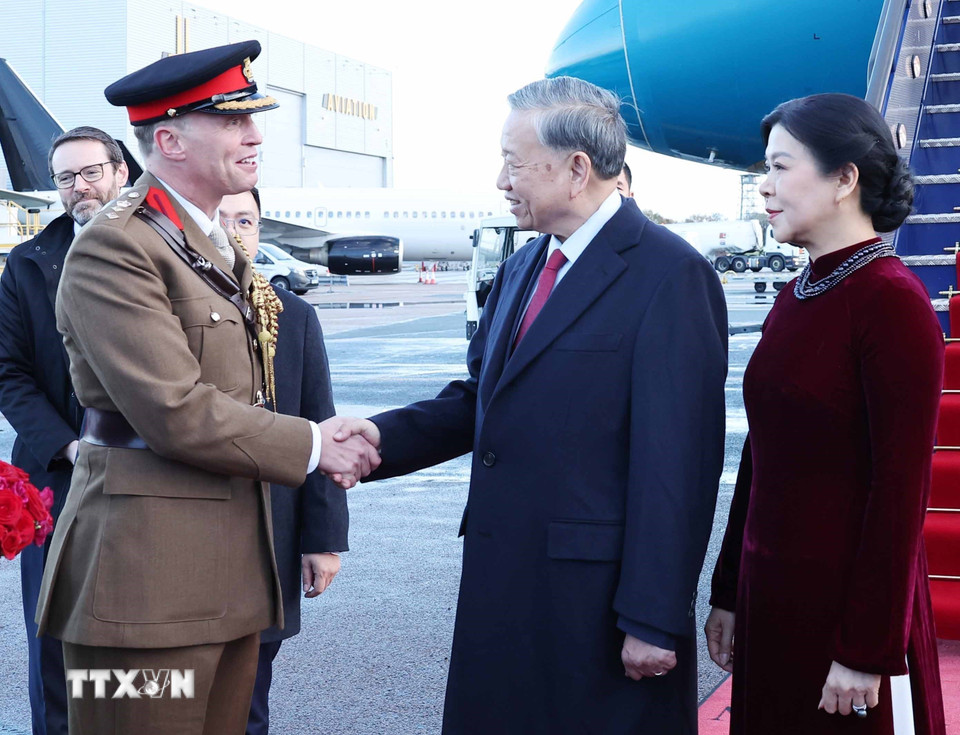 Tổng Bí thư Tô Lâm đến London, bắt đầu thăm Vương quốc Anh - Ảnh 4.