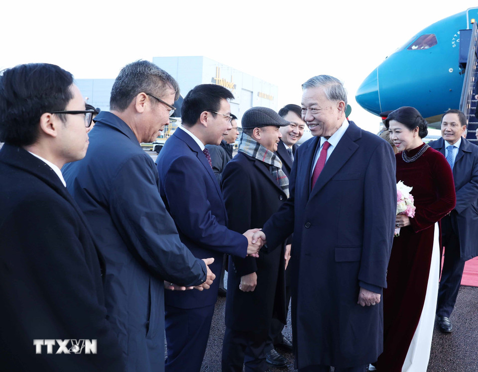 Tổng Bí thư Tô Lâm đến London, bắt đầu thăm Vương quốc Anh - Ảnh 7.