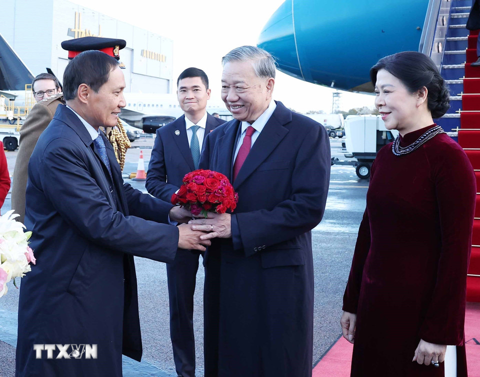 Tổng Bí thư Tô Lâm đến London, bắt đầu thăm Vương quốc Anh - Ảnh 5.