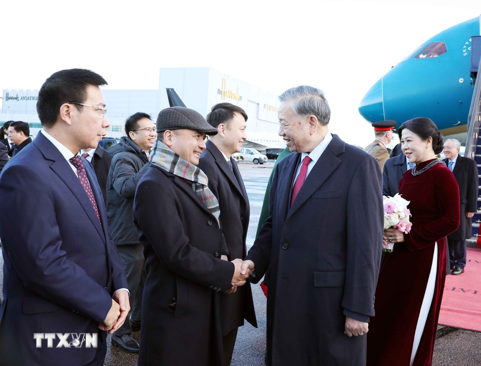 Tổng Bí thư Tô Lâm đến London, bắt đầu thăm Vương quốc Anh - Ảnh 6.