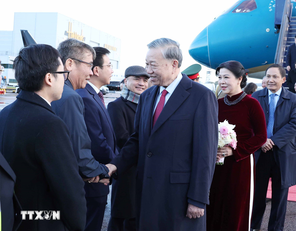 Tổng Bí thư Tô Lâm đến London, bắt đầu thăm Vương quốc Anh - Ảnh 8.