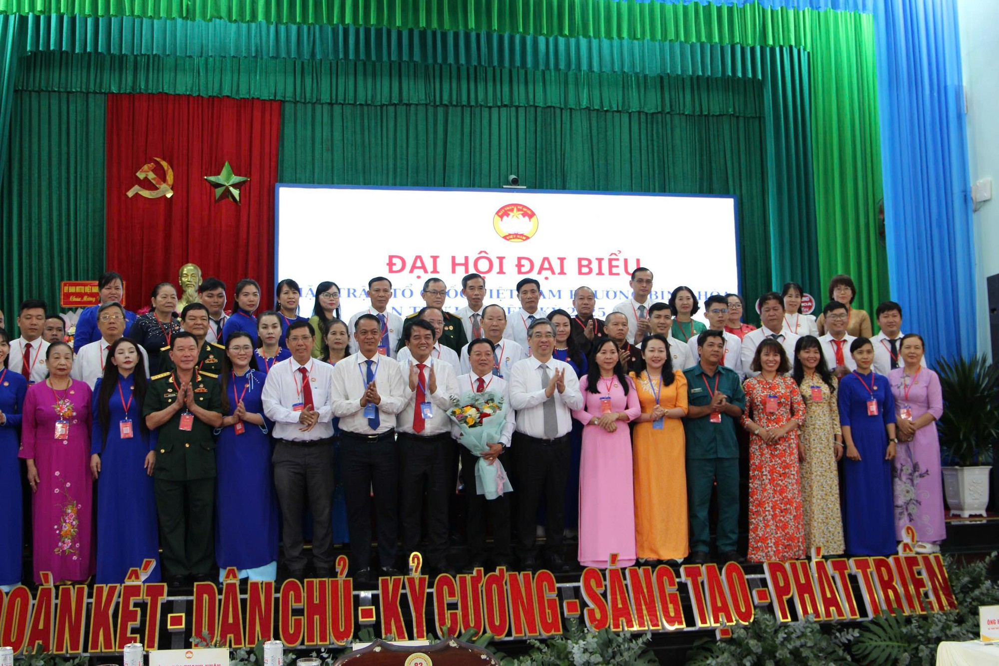 Đại hội MTTQ Việt Nam phường Bình hòa: Phó Bí thư thành ủy Nguyễn Phước Lộc tham dự - Ảnh 1. Đại hội MTTQ Việt Nam phường Bình hòa: Phó Bí thư thành ủy Nguyễn Phước Lộc tham dự - Ảnh 1.