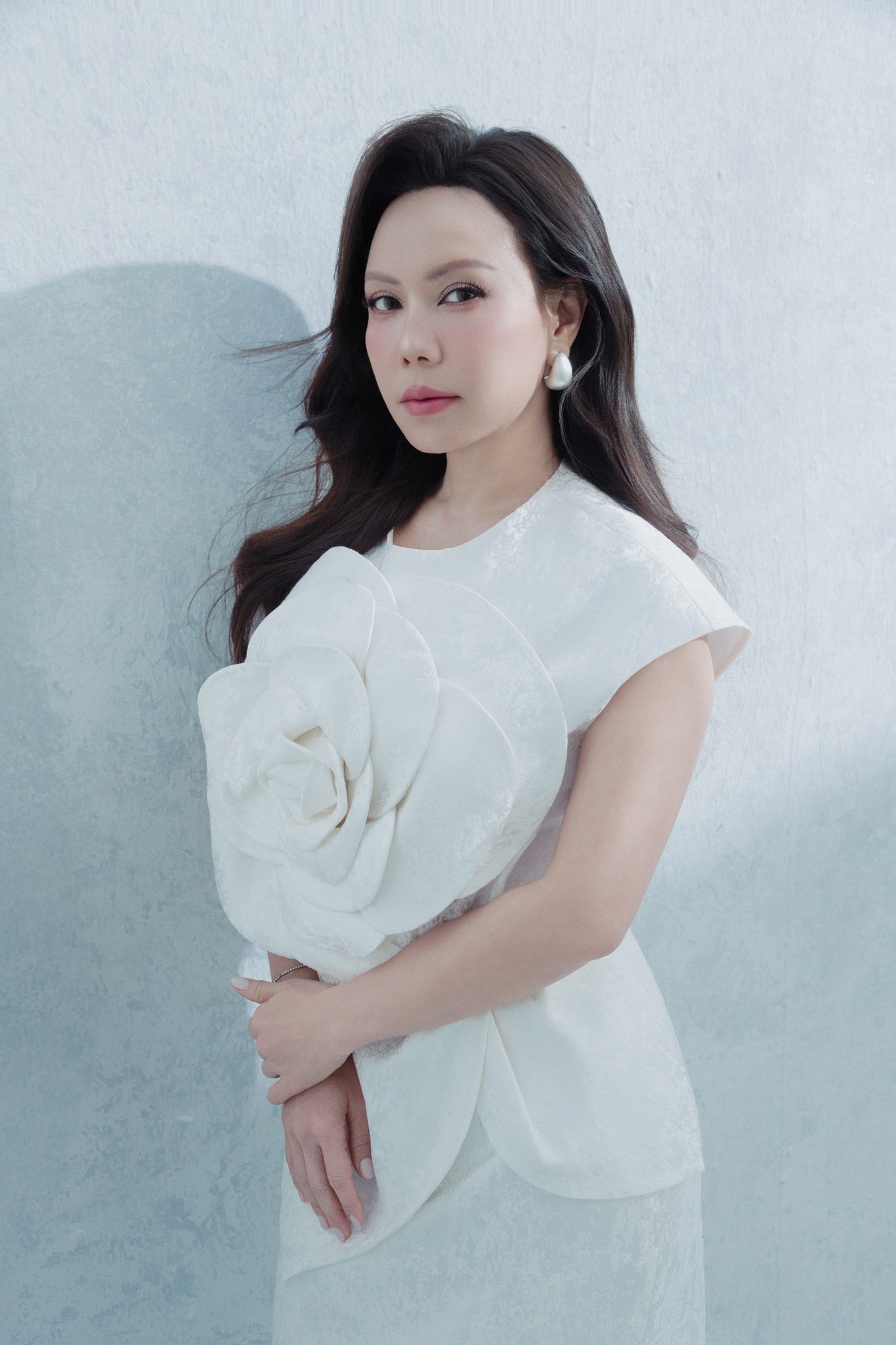 Rộ tin Việt Hương "không qua khỏi"   - Ảnh 1.