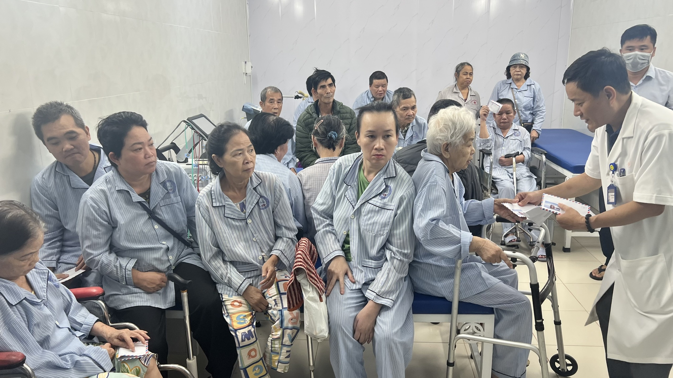 - Ảnh 3.  - Ảnh 3.