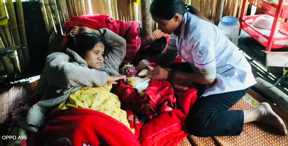 Y sĩ cứu bé bị chôn sống 14 năm trước làm điều xúc động tại Đà Nẵng - Ảnh 1. Y sĩ cứu bé bị chôn sống 14 năm trước làm điều xúc động tại Đà Nẵng - Ảnh 1.