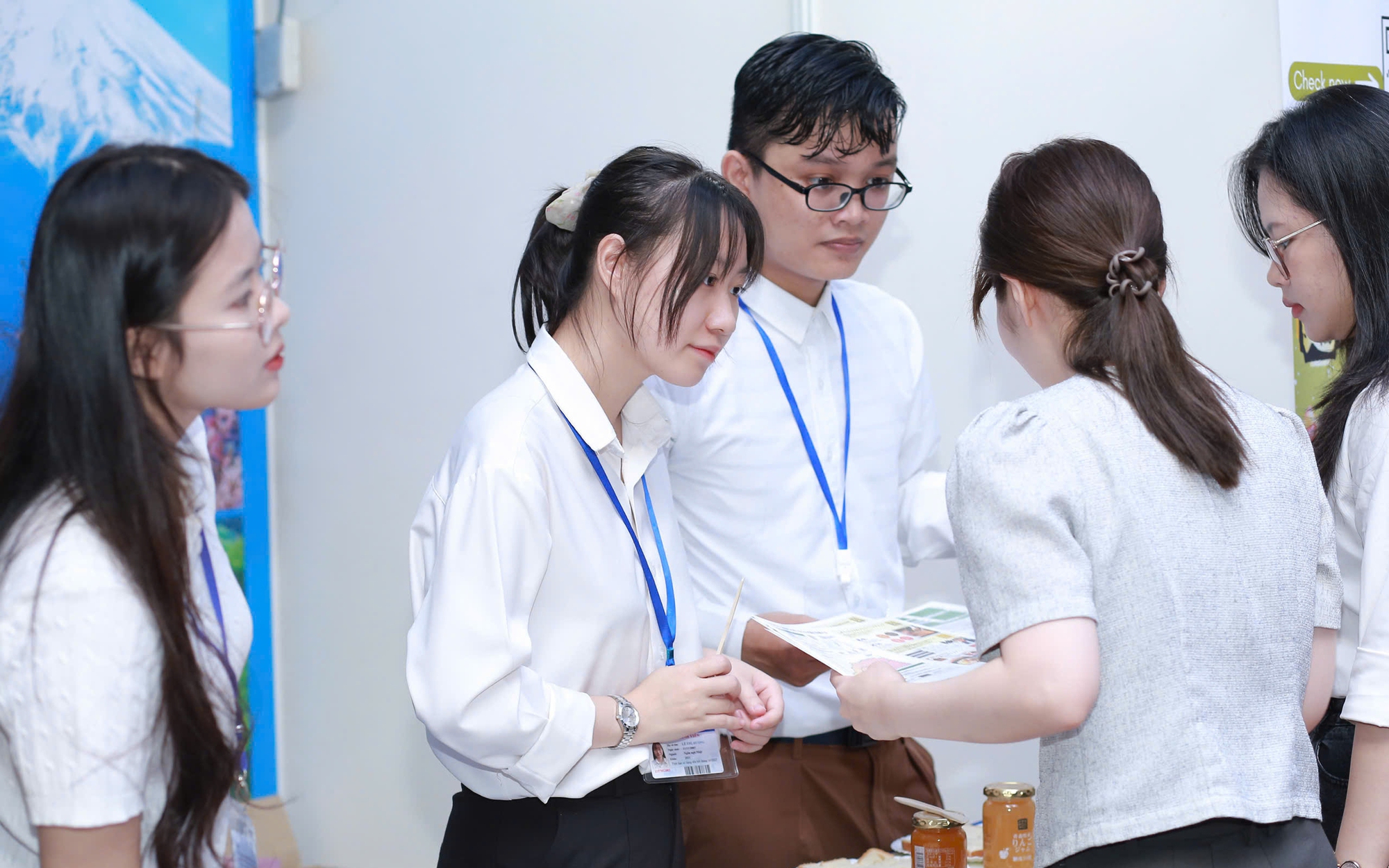 &ldquo;Thanh ni&ecirc;n 3 kh&ocirc;ng&rdquo; tăng nhanh, chạm mốc 1,6 triệu người - Ảnh 2.