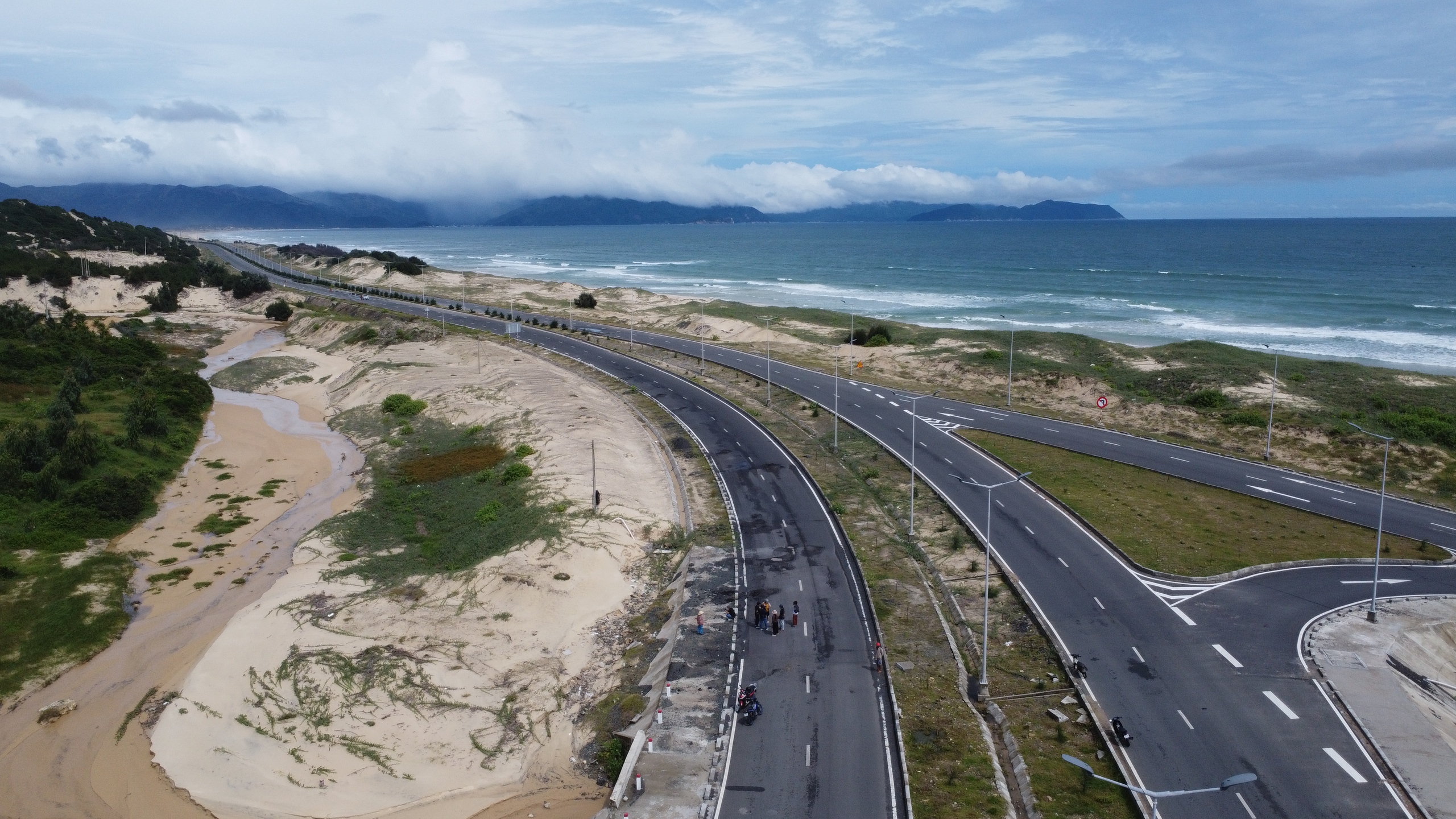 - Ảnh 1.  - Ảnh 1.