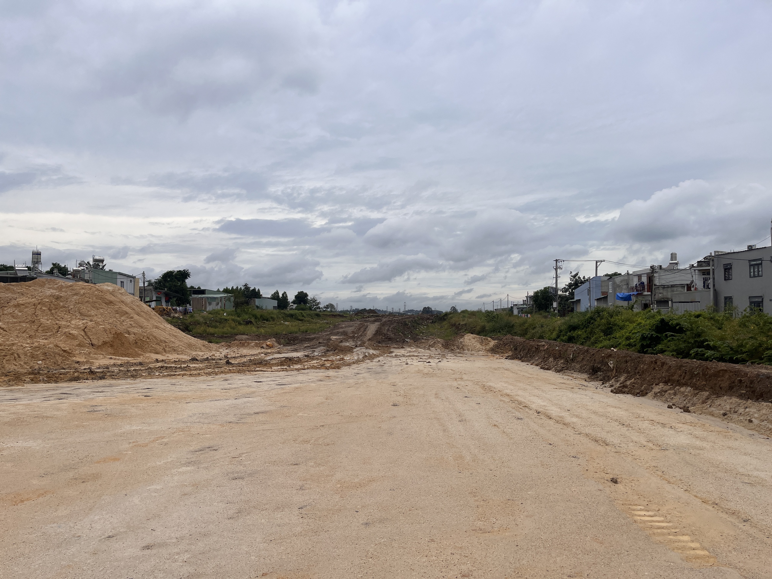 Tiến độ chậm trễ cao tốc biên hòa - Vũng Tàu: Tỉnh Đồng Nai ra tối hậu thư - Ảnh 6. Tiến độ chậm trễ cao tốc biên hòa - Vũng Tàu: Tỉnh Đồng Nai ra tối hậu thư - Ảnh 6.