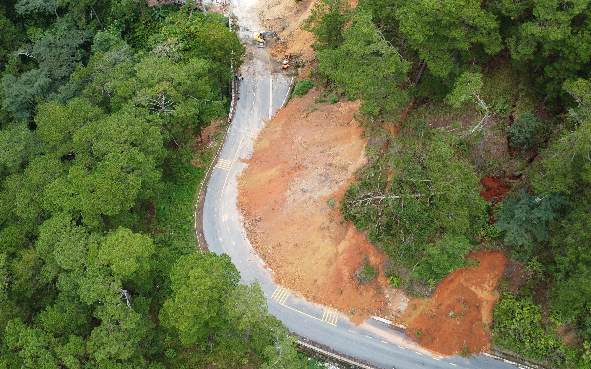 - Ảnh 2.  - Ảnh 2.