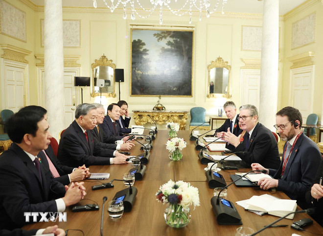 - Ảnh 2.  - Ảnh 2.