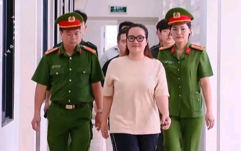 Hoàng Hường – nữ doanh nhân vừa bị khởi tố là ai? - Ảnh 2.