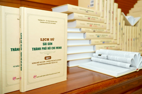 Trân trọng quá khứ để định hướng tương lai - Ảnh 2.