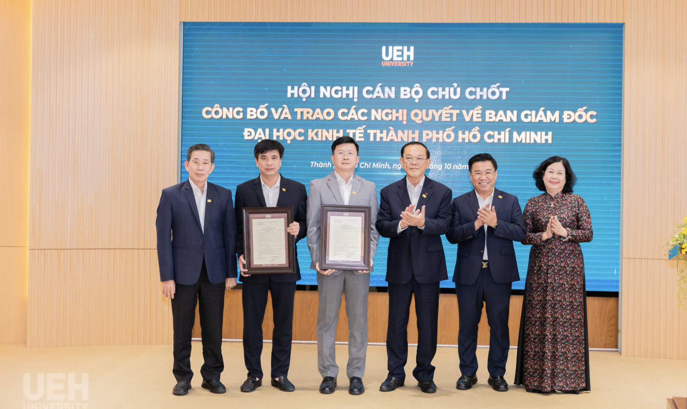 PGS- TS Bùi Quang Hùng phụ trách điều hành ĐH Kinh tế TP HCM - Ảnh 1.