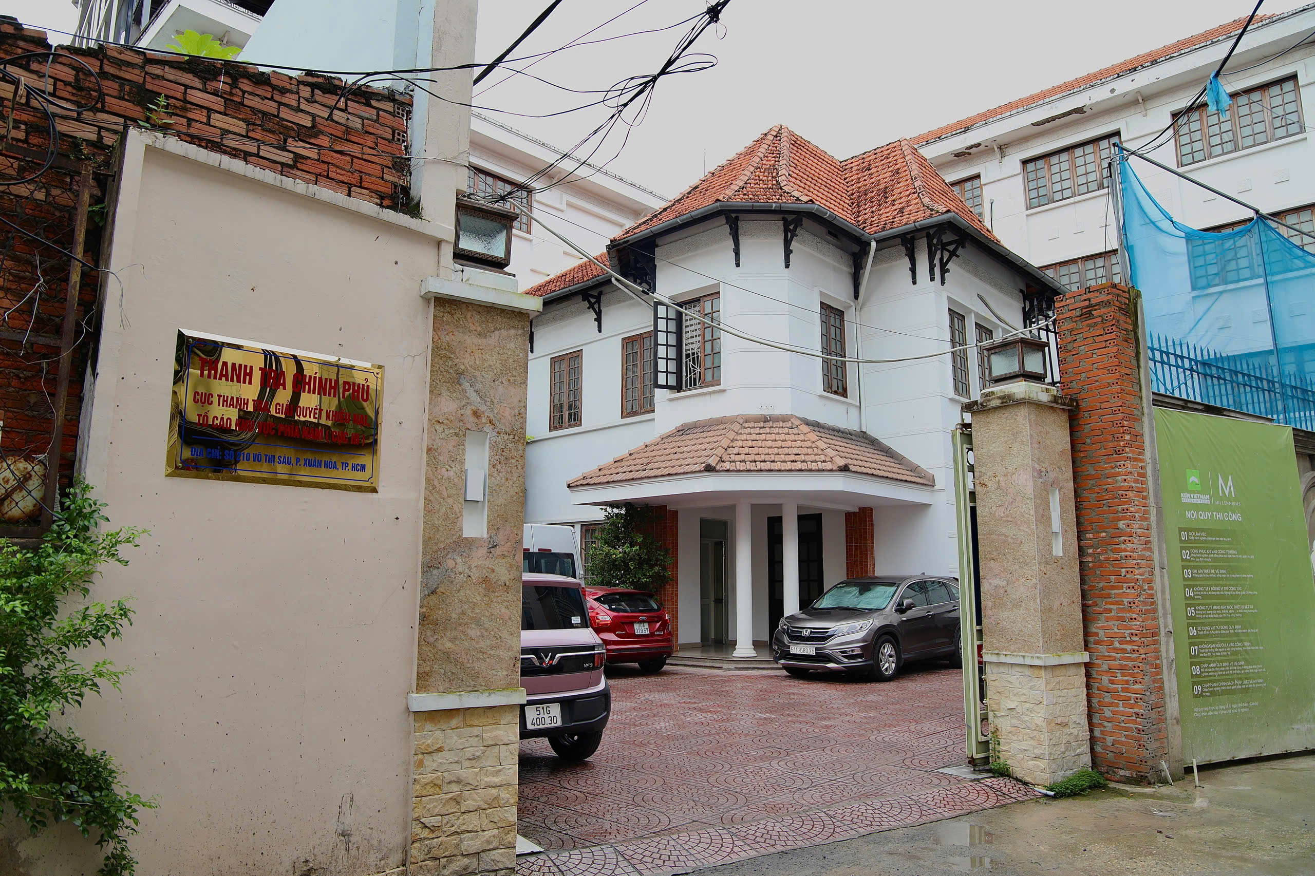 TP HCM: Cận cảnh 4 biệt thự cũ đang được xem xét "số phận"  - Ảnh 8.