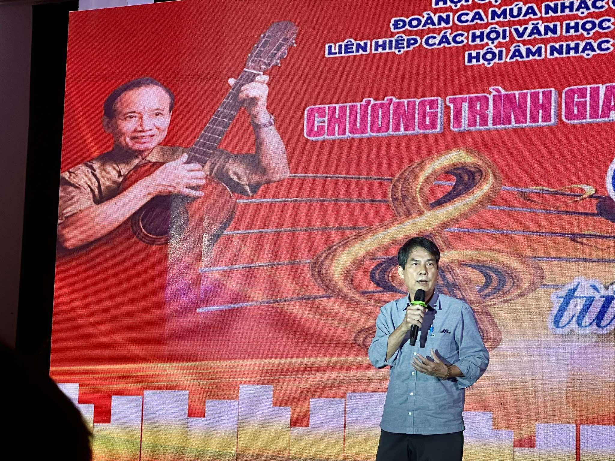 NSND Thanh Đính - "Tiếng hát từ trái tim" – 33 năm hành trình đầy khát vọng của người lính - Ảnh 2.