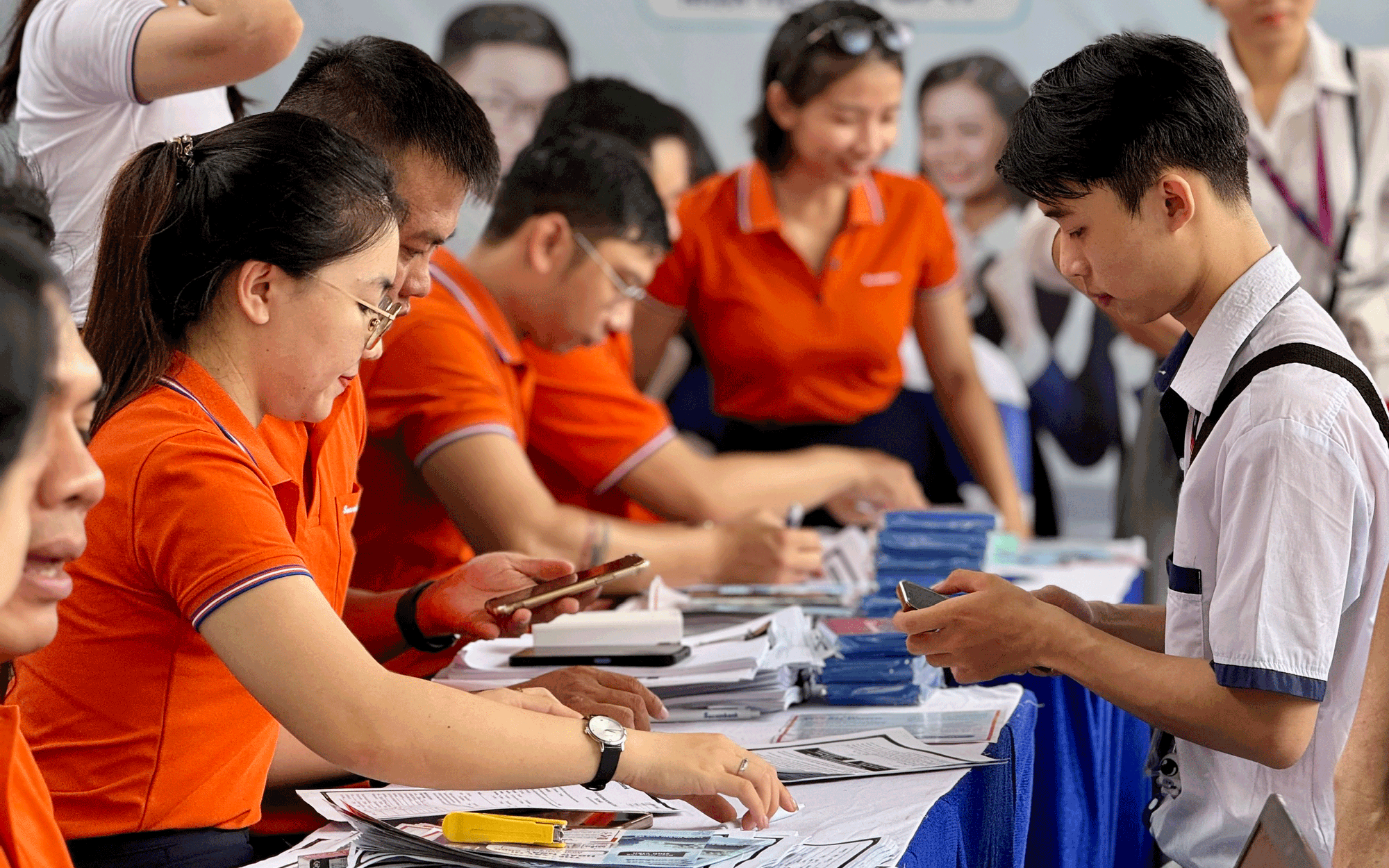 Bùng nổ cơ hội việc làm và thu nhập "khủng" trong một lĩnh vực mới - Ảnh 2.