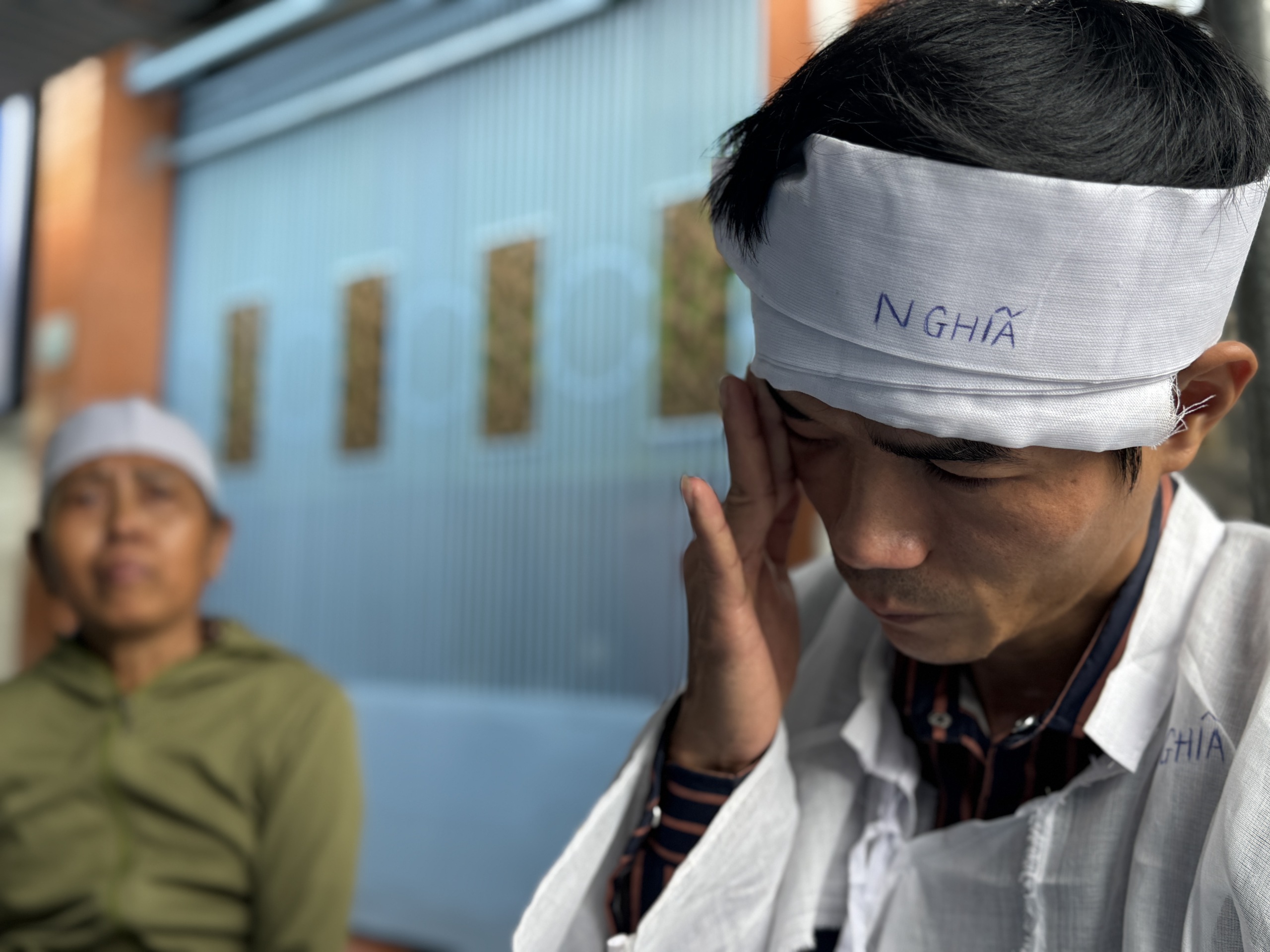 Nữ công nhân Đà Nẵng bị lũ cuốn trôi để lại hai con nhỏ mồ côi - Ảnh 2.