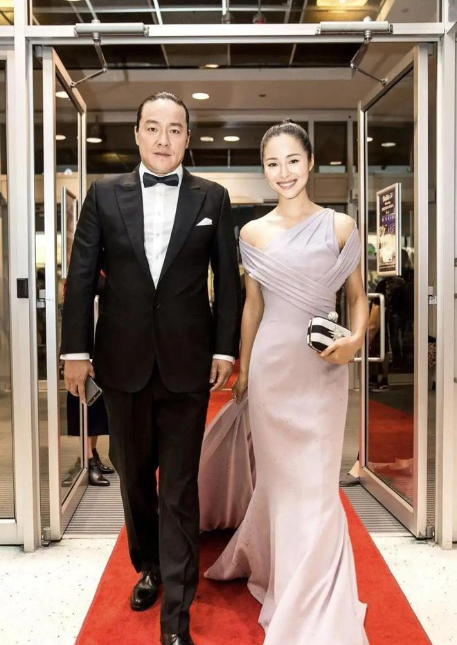 Người đẹp "Tứ đại danh bổ" tiết lộ chuyện ly hôn - Ảnh 2.