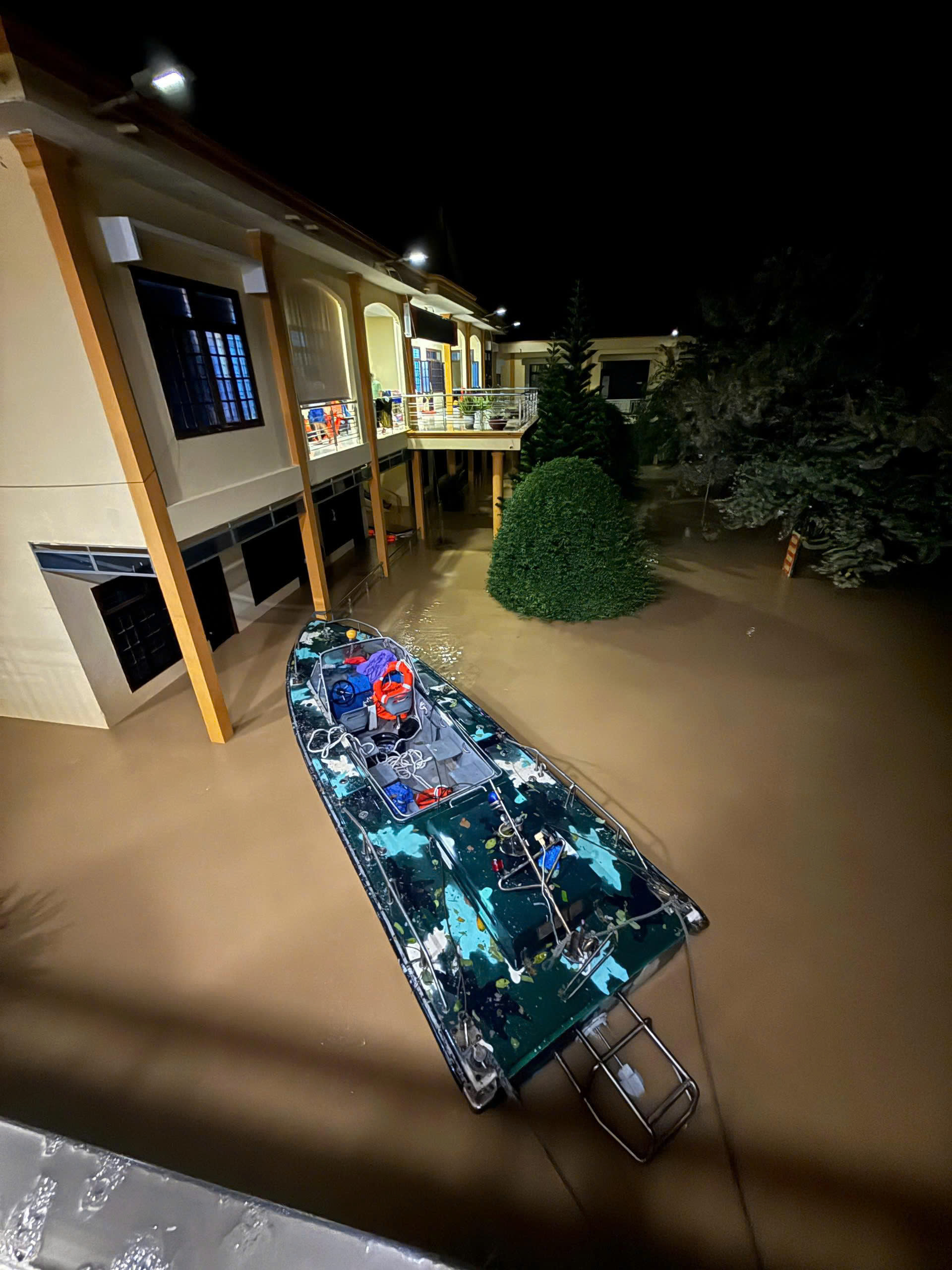 Tang thương khúc ruột miền Trung - Ảnh 9.