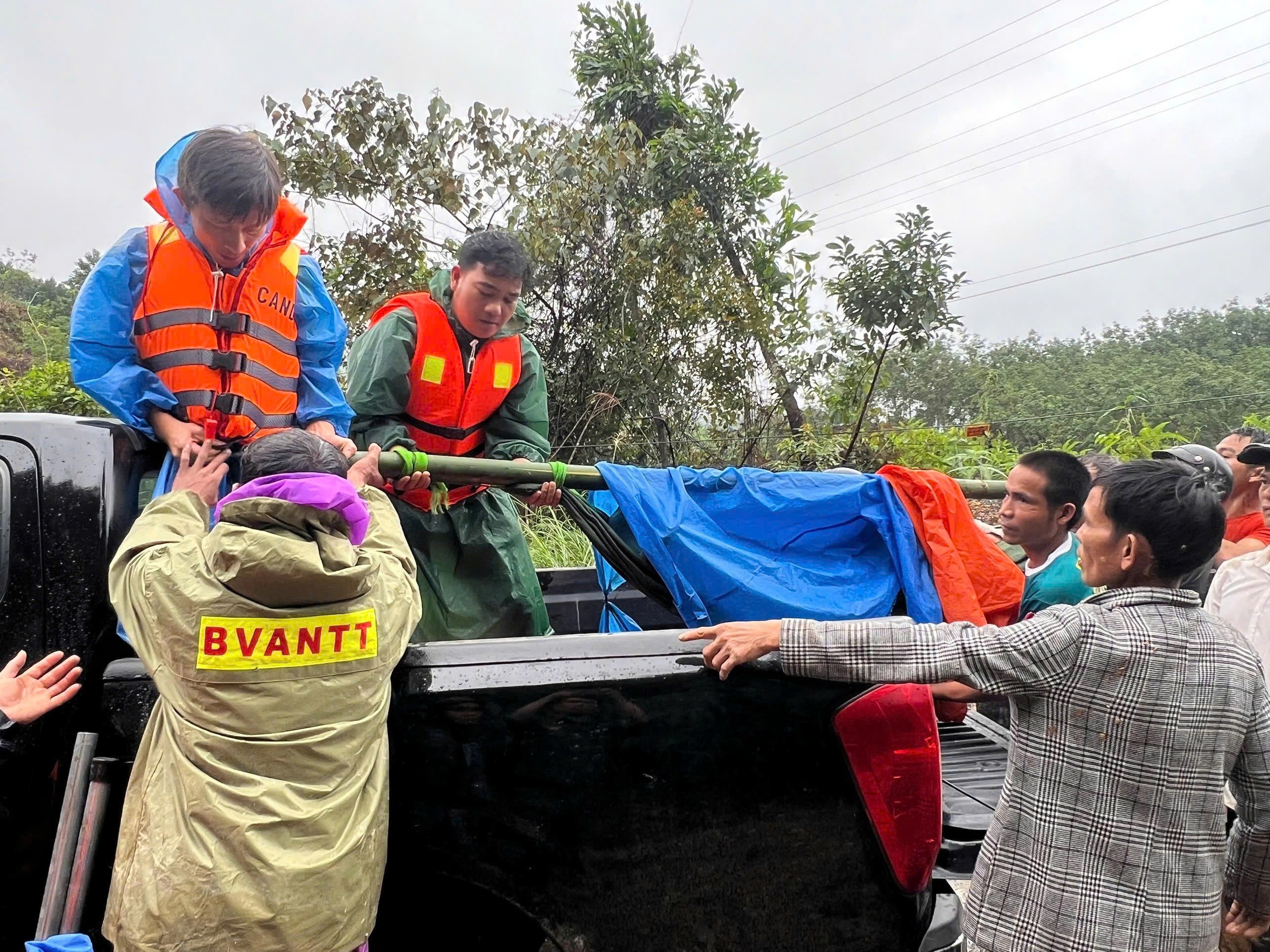 Tang thương khúc ruột miền Trung - Ảnh 10.