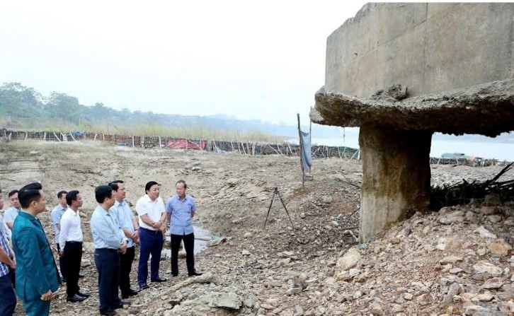Cầu Sông Lô hư hỏng do mưa bão: Thông tin chính xác, không gây hoang mang  - Ảnh 1.