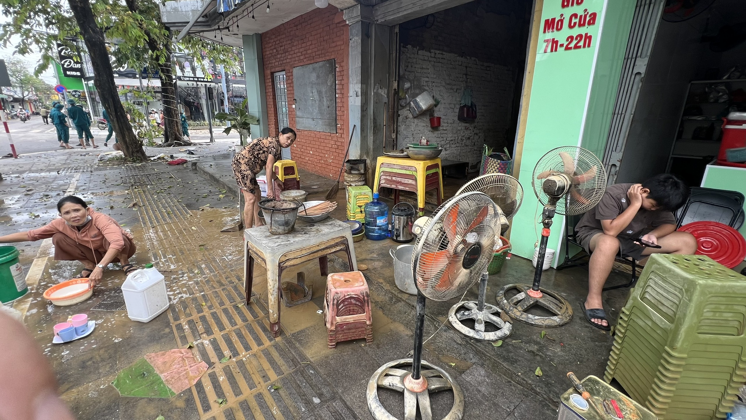 - Ảnh 7.  - Ảnh 7.