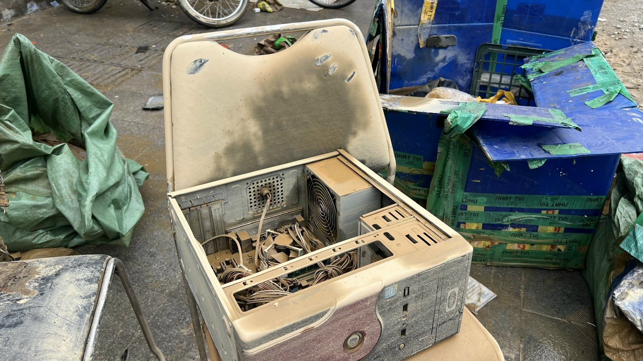 - Ảnh 10.  - Ảnh 10.