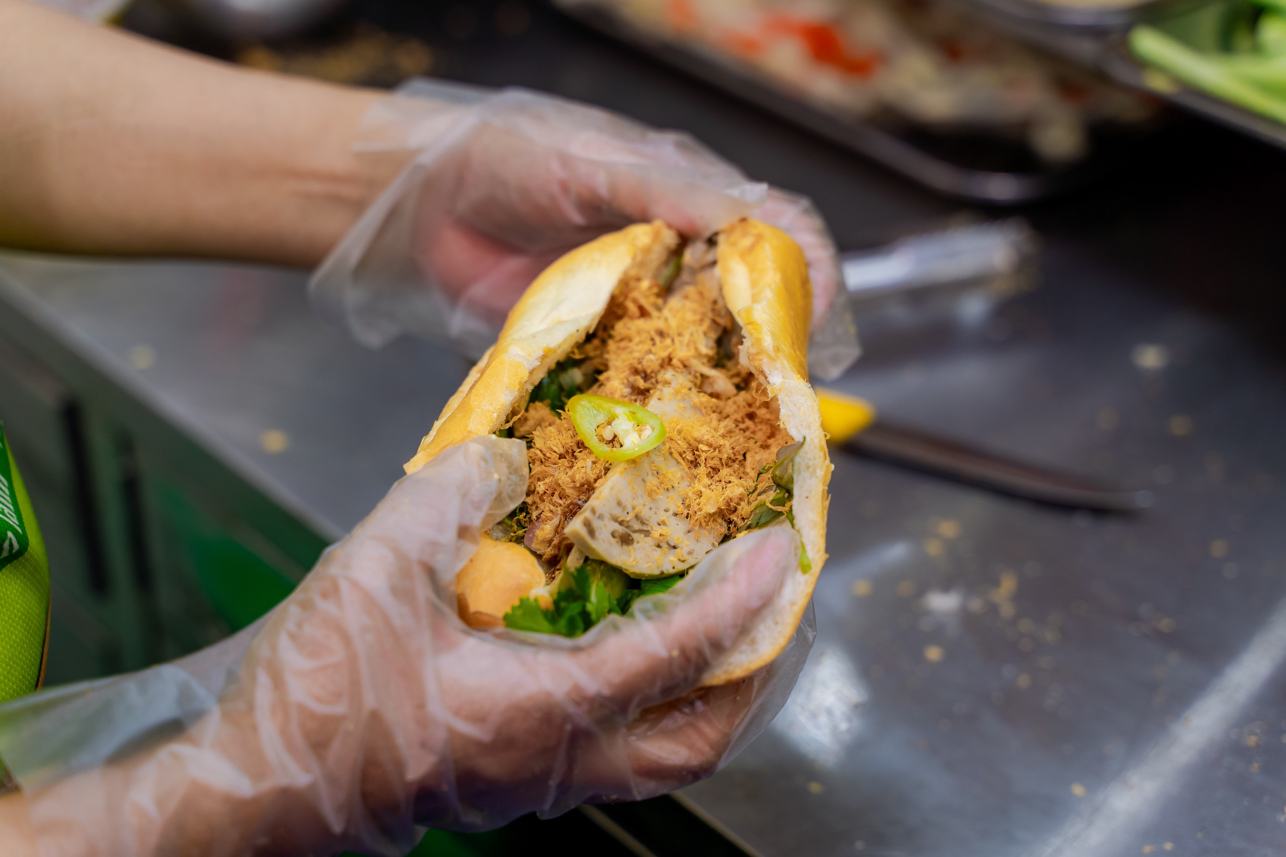 VIDEO: Lễ hội ẩm thực chay lớn nhất TP HCM trước giờ khai mạc có gì đặc sắc? - Ảnh 15.