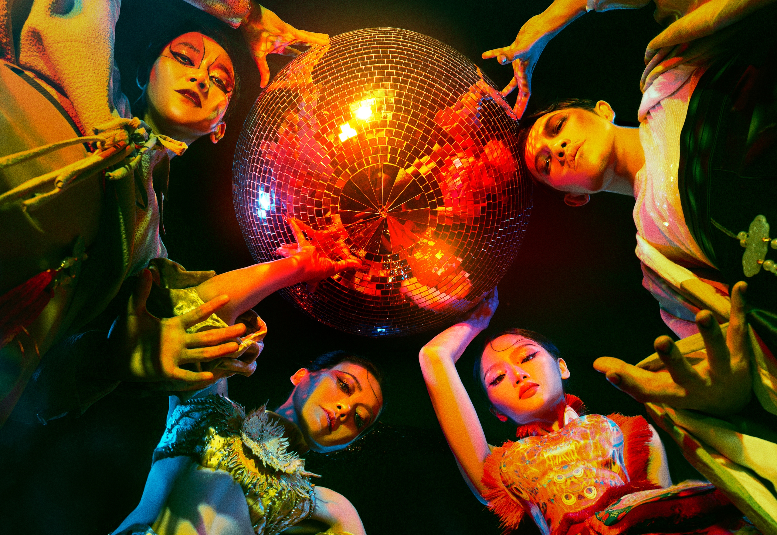 Hồng Ánh, Hứa Vĩ Văn tụ hội bên Miu Lê, Liên Bỉnh Phát - Ảnh 10.