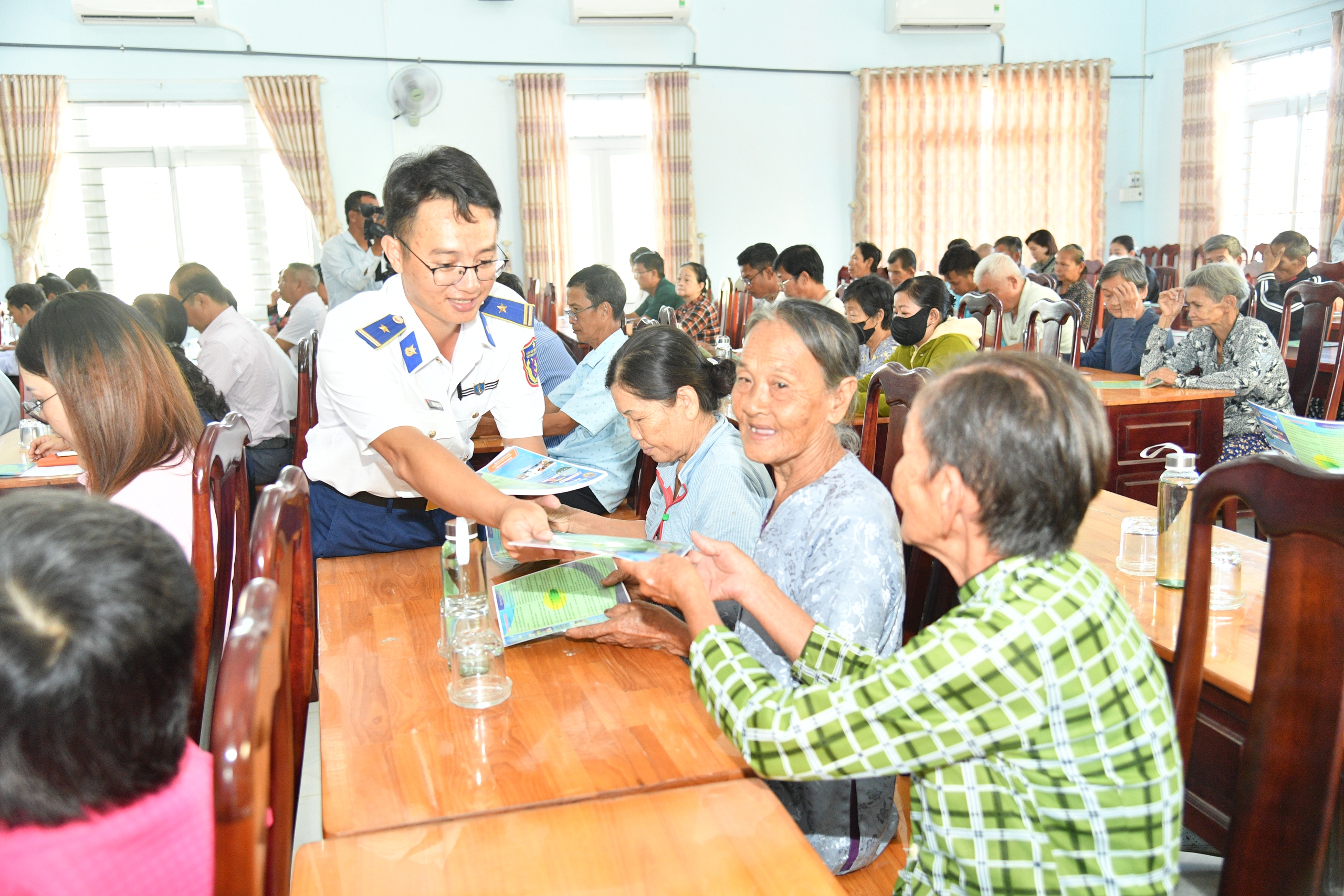 Cuộc thi “Em yêu biển, đảo quê hương” lần đầu đến với Cần Thơ - Ảnh 2.