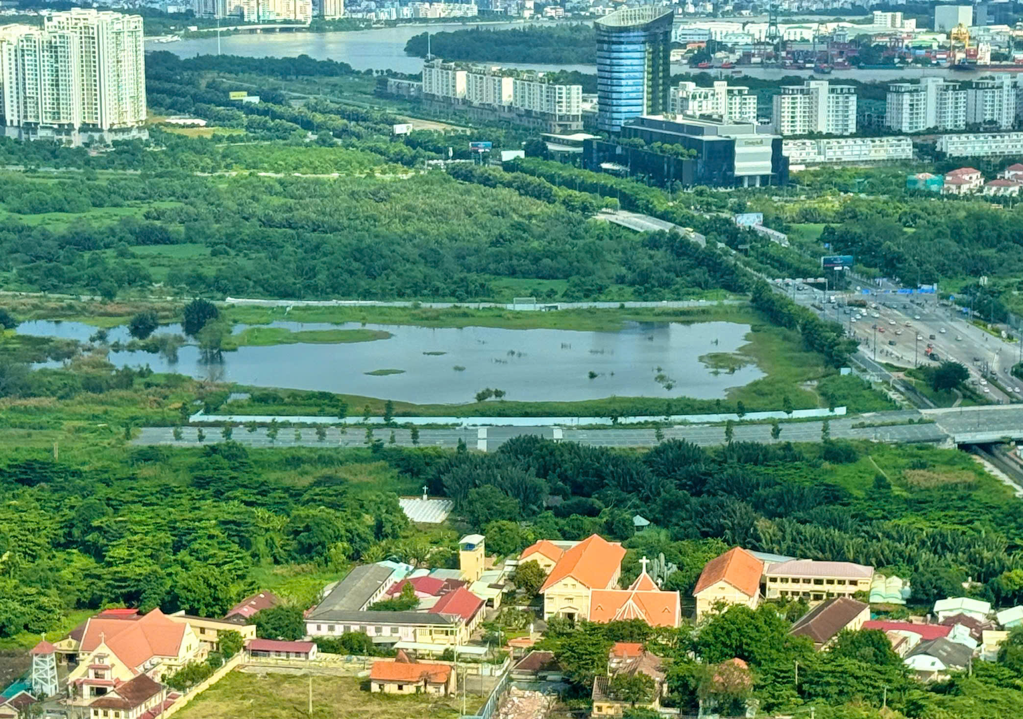Sau Lotte, còn khoảng 100 dự án đang chờ đóng tiền sử dụng đất - Ảnh 1.