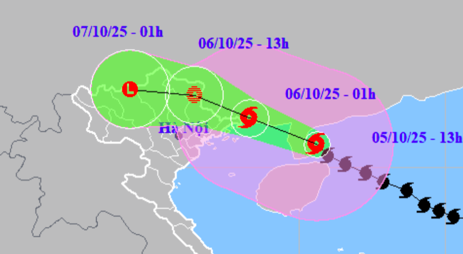 Bão số 11 Matmo đạt cường độ mạnh nhất, cảnh báo thời điểm gió mạnh, mưa to - Ảnh 1.