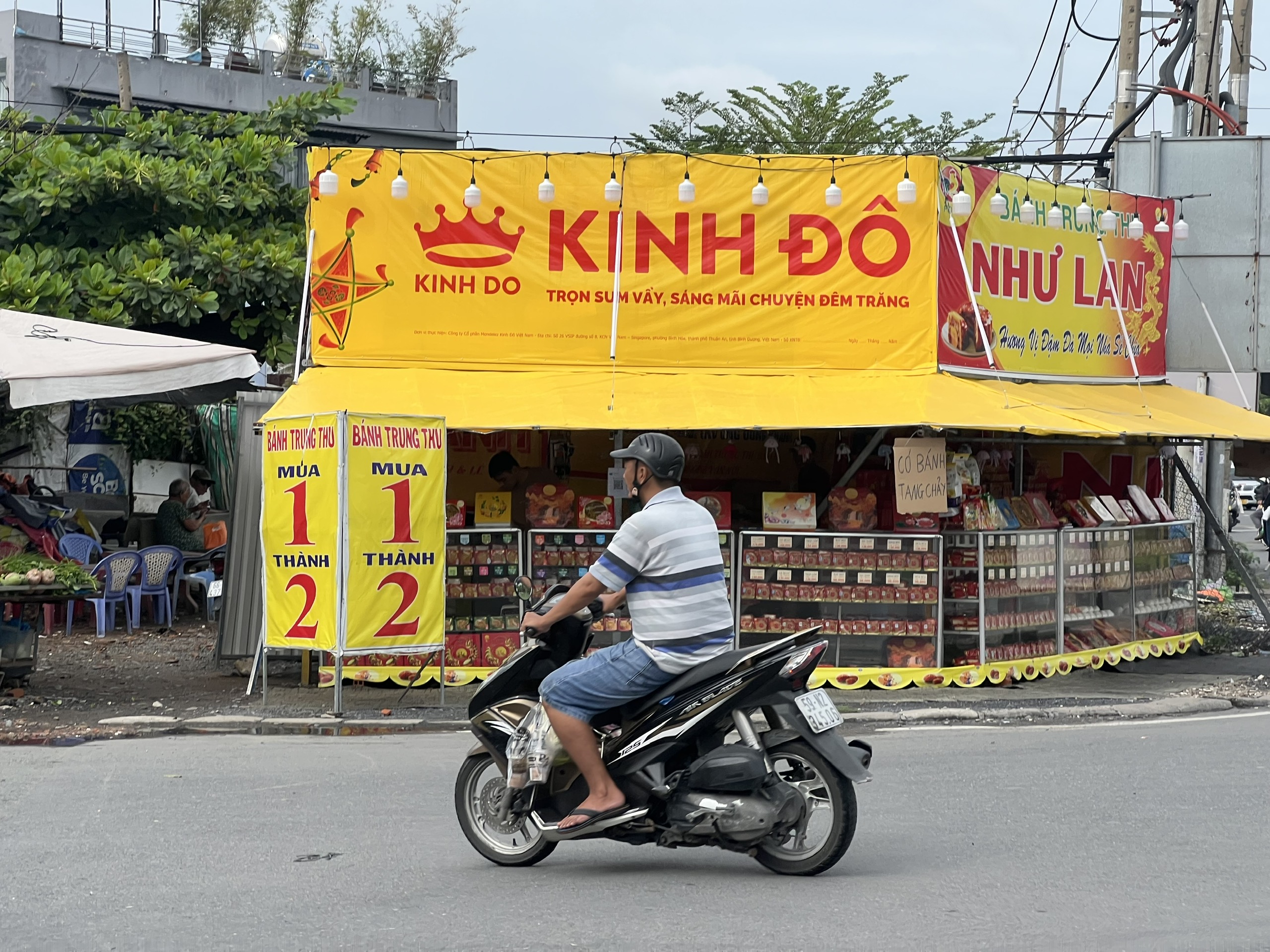Thị trường bánh trung thu 2025: Sự dịch chuyển mua sắm và xu hướng tiêu dùng mới - Ảnh 2.