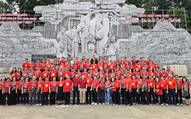 Hành trình về nguồn ý nghĩa, tự hào của đại biểu trí thức TP HCM: Tạo nên những giá trị mới - Ảnh 7.