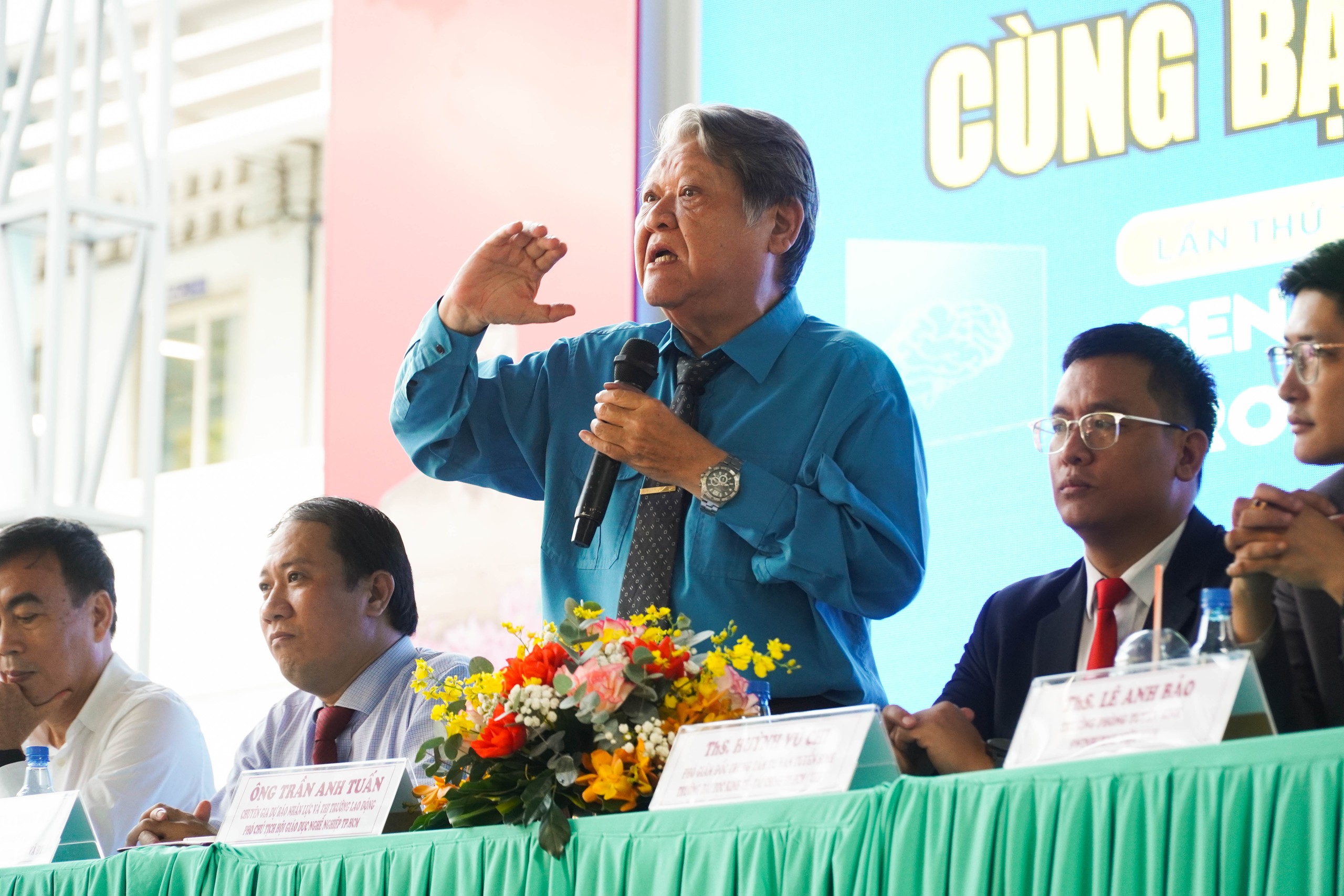 "Thổi phồng" ngành "hot" sẽ tạo áp lực cho học sinh - Ảnh 6.