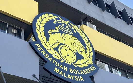 FIFA tung chứng cứ Malaysia giả giấy tờ, thời gian 39 ngày chờ AFC phán quyết - Ảnh 3.