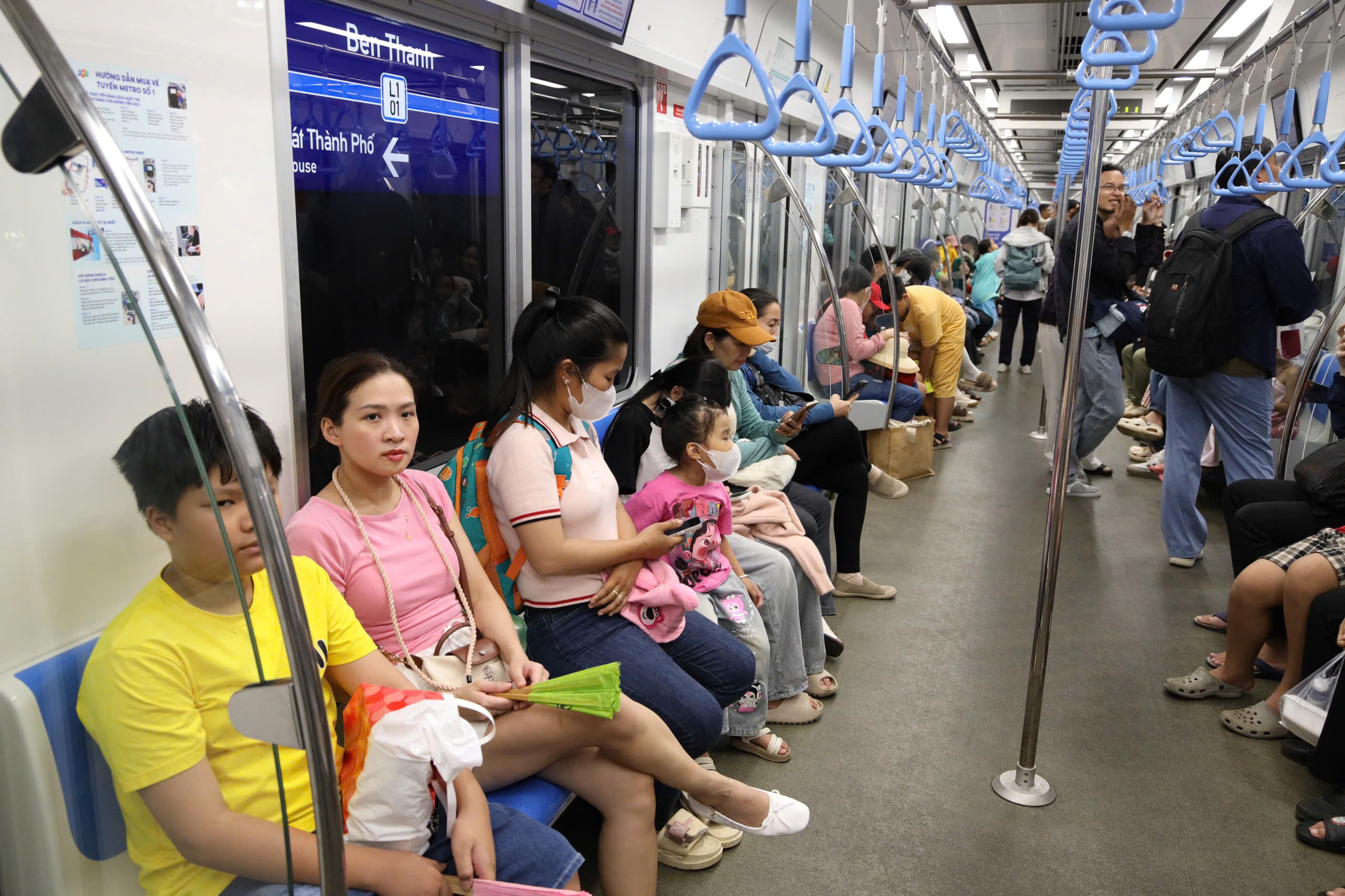 TP HCM tính cho dân đi metro số 1 miễn phí trong hai dịp Tết - Ảnh 1.