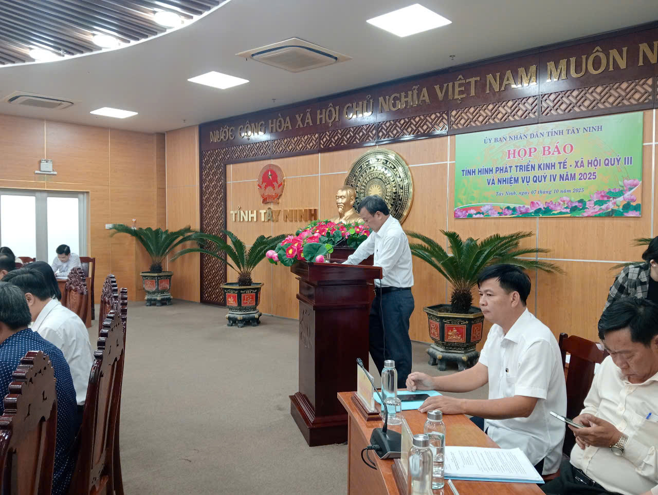 Tốc độ tăng trưởng kinh tế 9 tháng ở Tây Ninh đứng đầu Đông Nam Bộ - Ảnh 3.