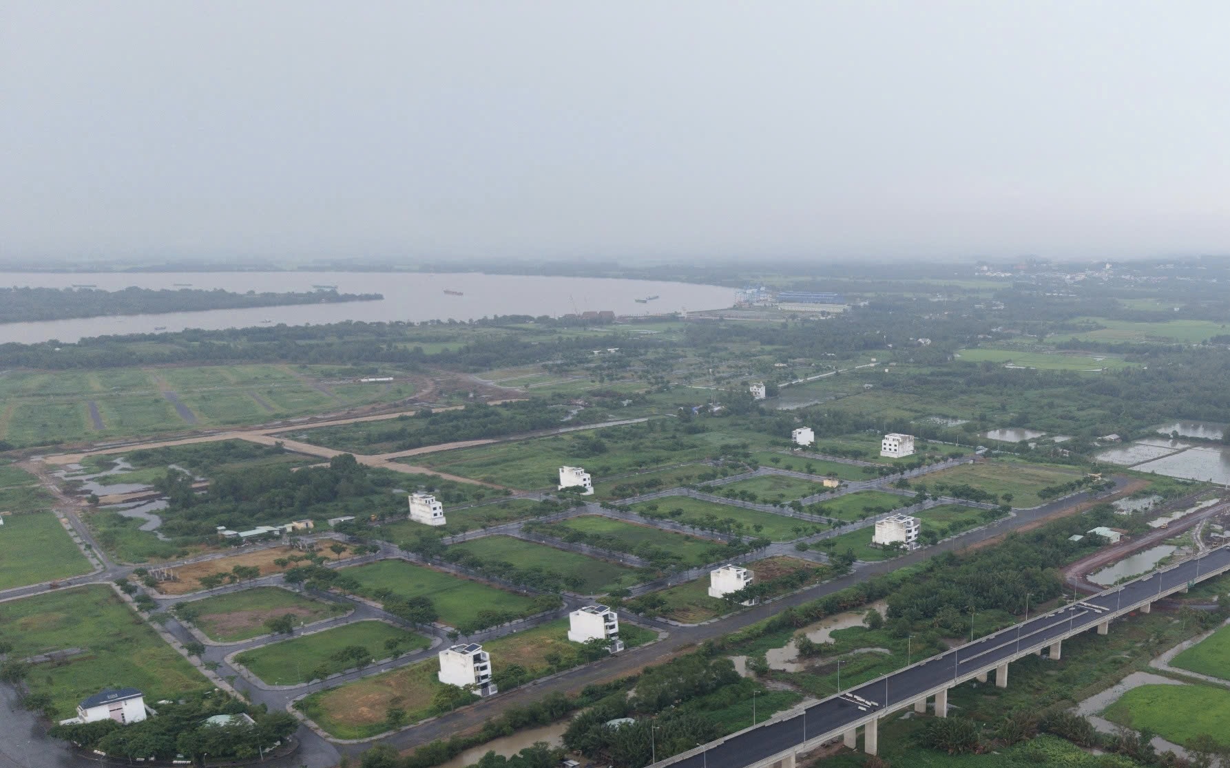 Khu dân cư PNR Estella ở Đồng Nai bị kết luận sai phạm nghiêm trọng - Ảnh 1. Khu dân cư PNR Estella ở Đồng Nai bị kết luận sai phạm nghiêm trọng - Ảnh 1.