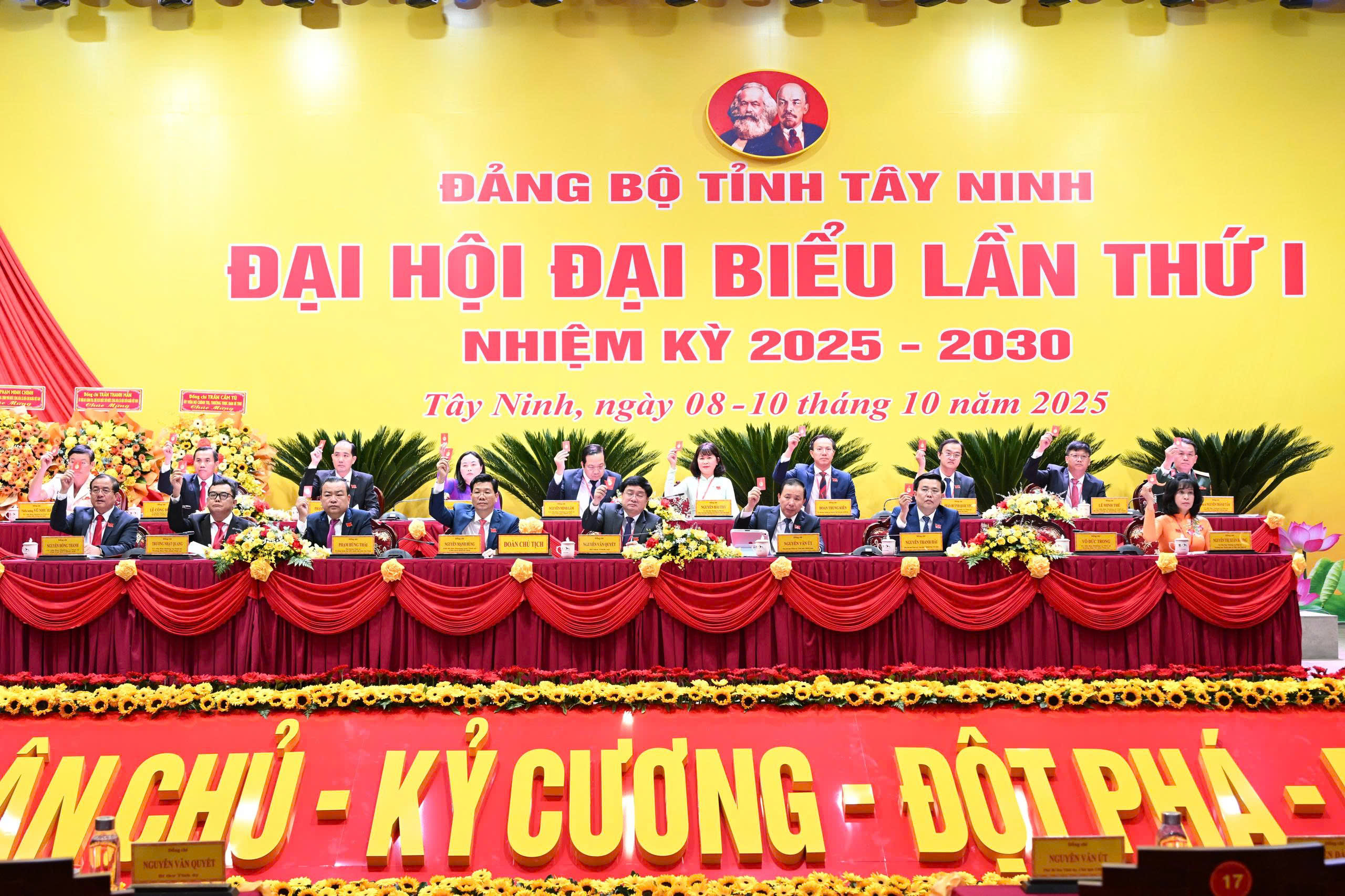 Những hình ảnh tại phiên trù bị Đại hội Đại biểu Đảng bộ tỉnh Tây Ninh - Ảnh 6.
