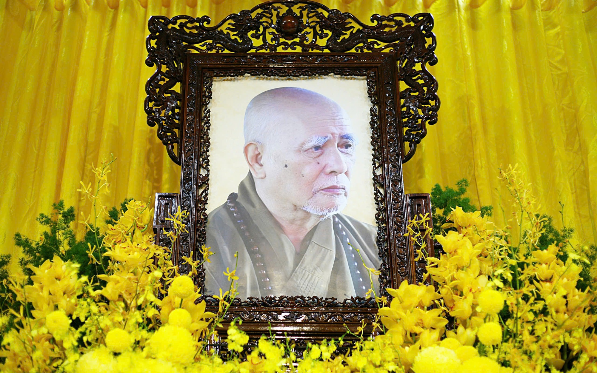 Đoàn lãnh đạo Đảng, Nhà nước, MTTQ Việt Nam viếng tang trưởng lão hòa thượng Thích Trí Tịnh - Ảnh 9.
