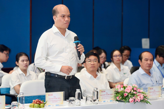 Hoạch định chiến lược kinh tế mới cho TP HCM vươn mình toàn cầu - Ảnh 6. Hoạch định chiến lược kinh tế mới cho TP HCM vươn mình toàn cầu - Ảnh 6.